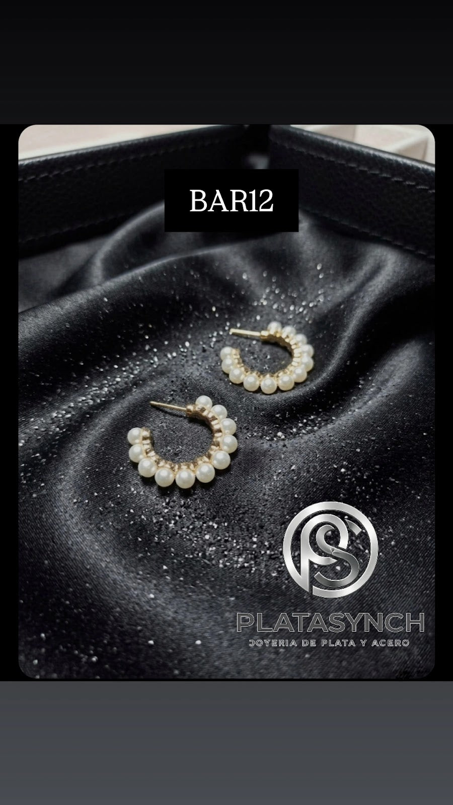 BAR12 - Aretes Brass dorado de palito de perlas 1 linea